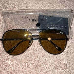 Quay Sahara x Desi Perkins